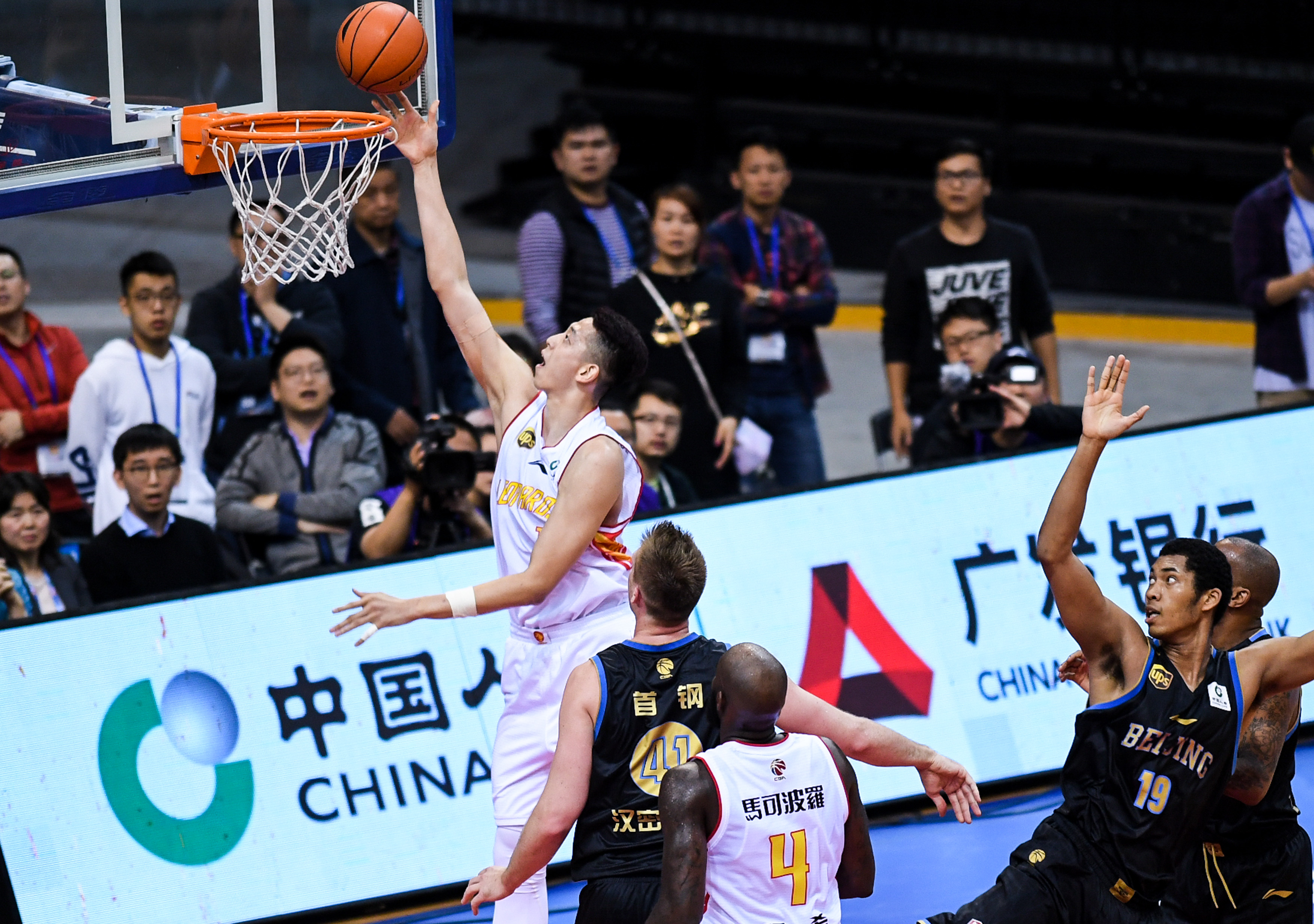 下先锋与双 下先锋与双