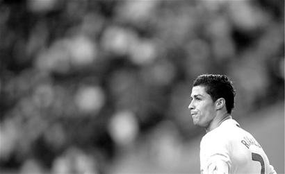 最终以微弱 最终以微弱